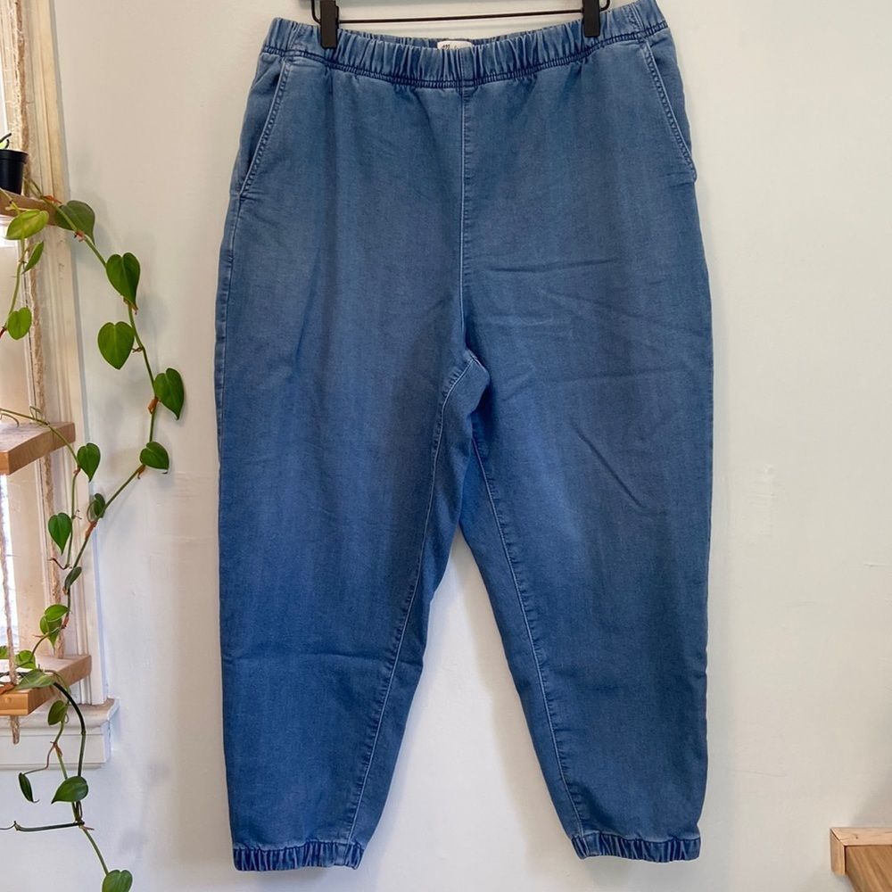 Madewell Denim Blue Elastic-Waist Boyfriend Jeans